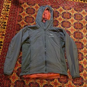 Arcteryx Atom LT - Men’s Large